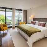 Strandhotel Hotel *