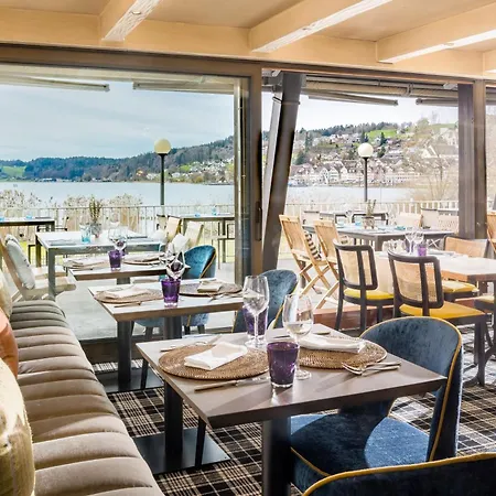Strandhotel *