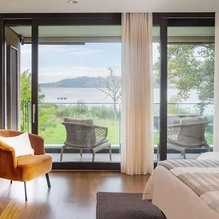 Strandhotel *